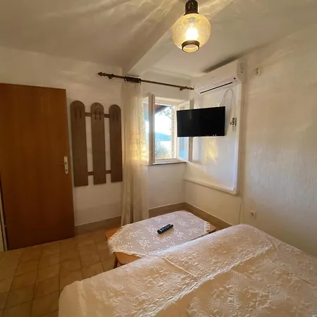 Apartman Josip R *