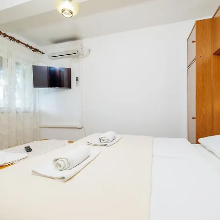 Josip R سوبيتارسكا دراغا