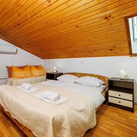 Apartamento Josip R Supetarska Draga