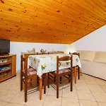 Josip R Apartament Supetarska Draga