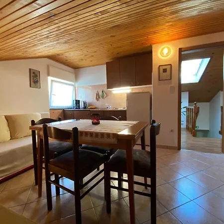 Josip R Apartment