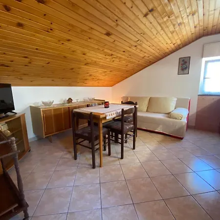 Apartment Josip R